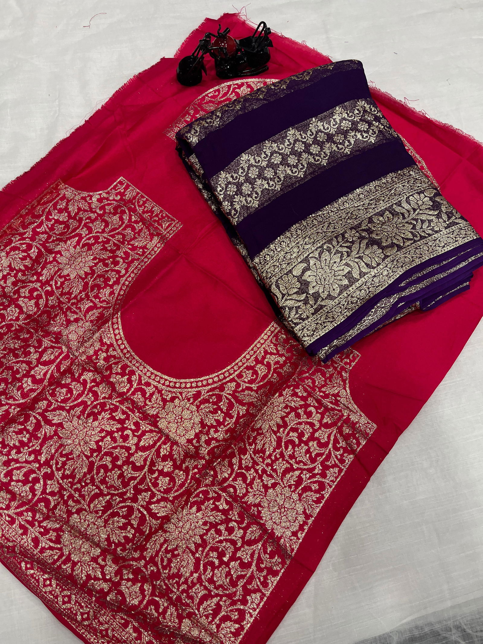 Wow Antic Super Viscos Border Heavy Georgette Sarees Wholesale Shop In Surat
